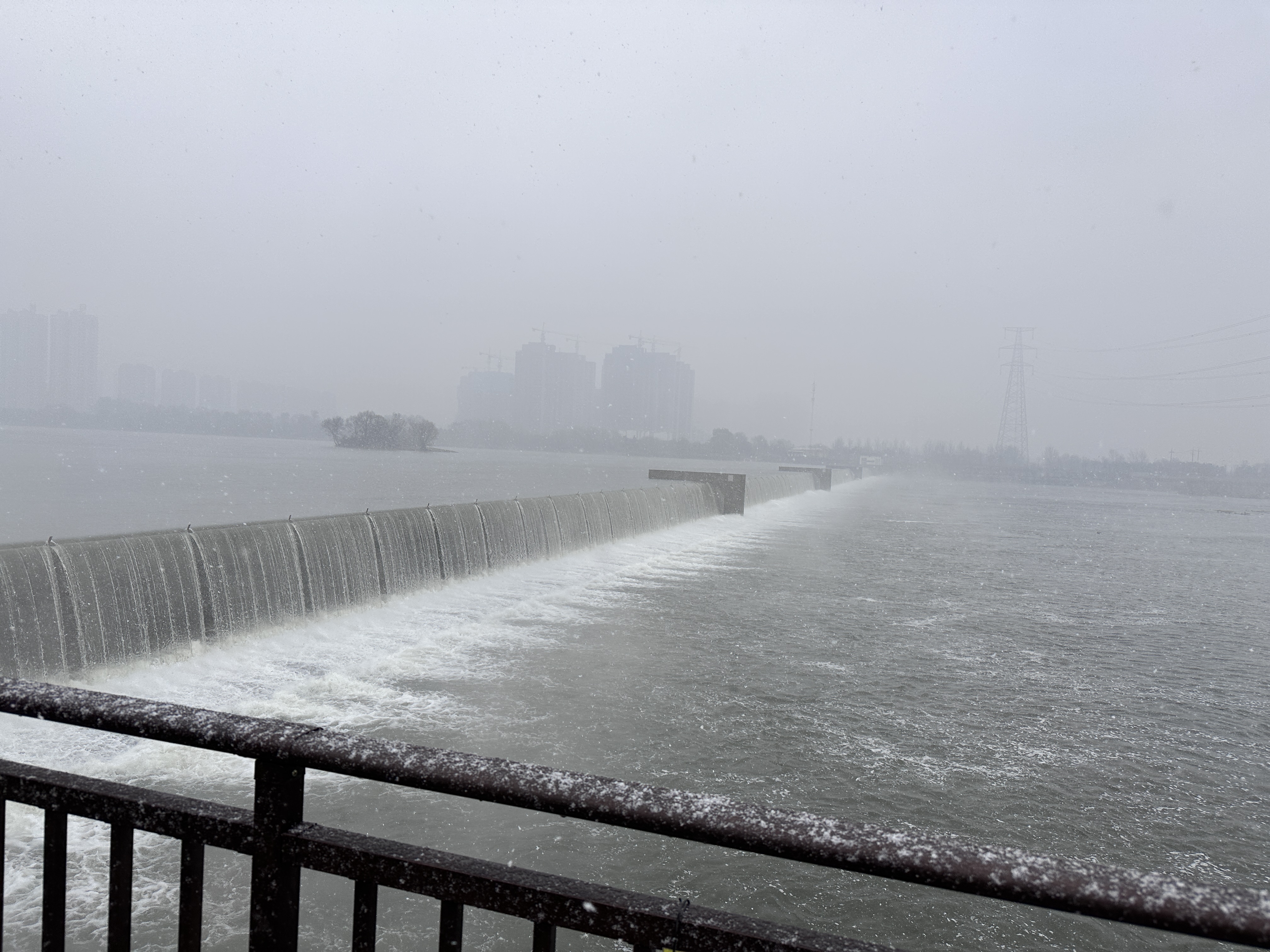 氣盾壩、橡膠壩冬季運行（除冰系統(tǒng)）